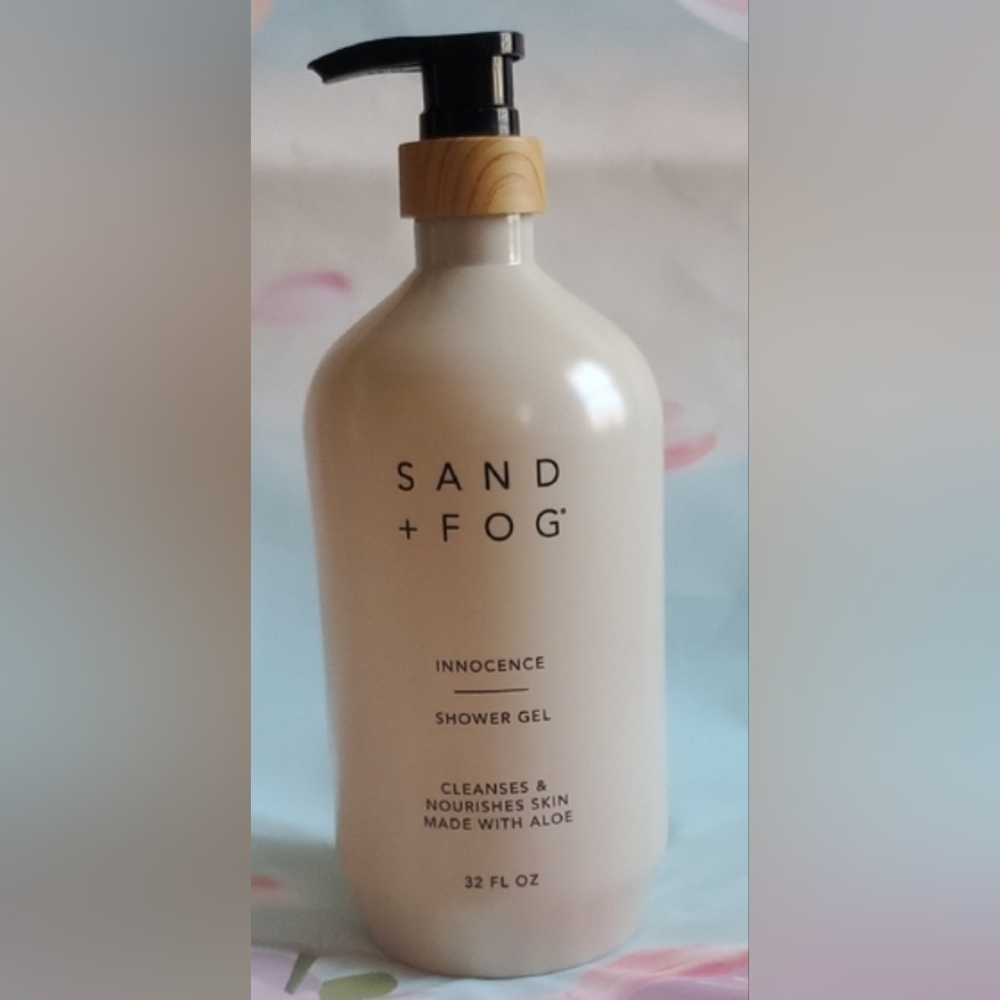 Sand + Fog Innocence Shower Gel 32 OZ